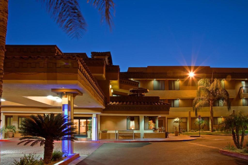 Hotel Xola โมเรโนวัลเลย์ ภายนอก รูปภาพ